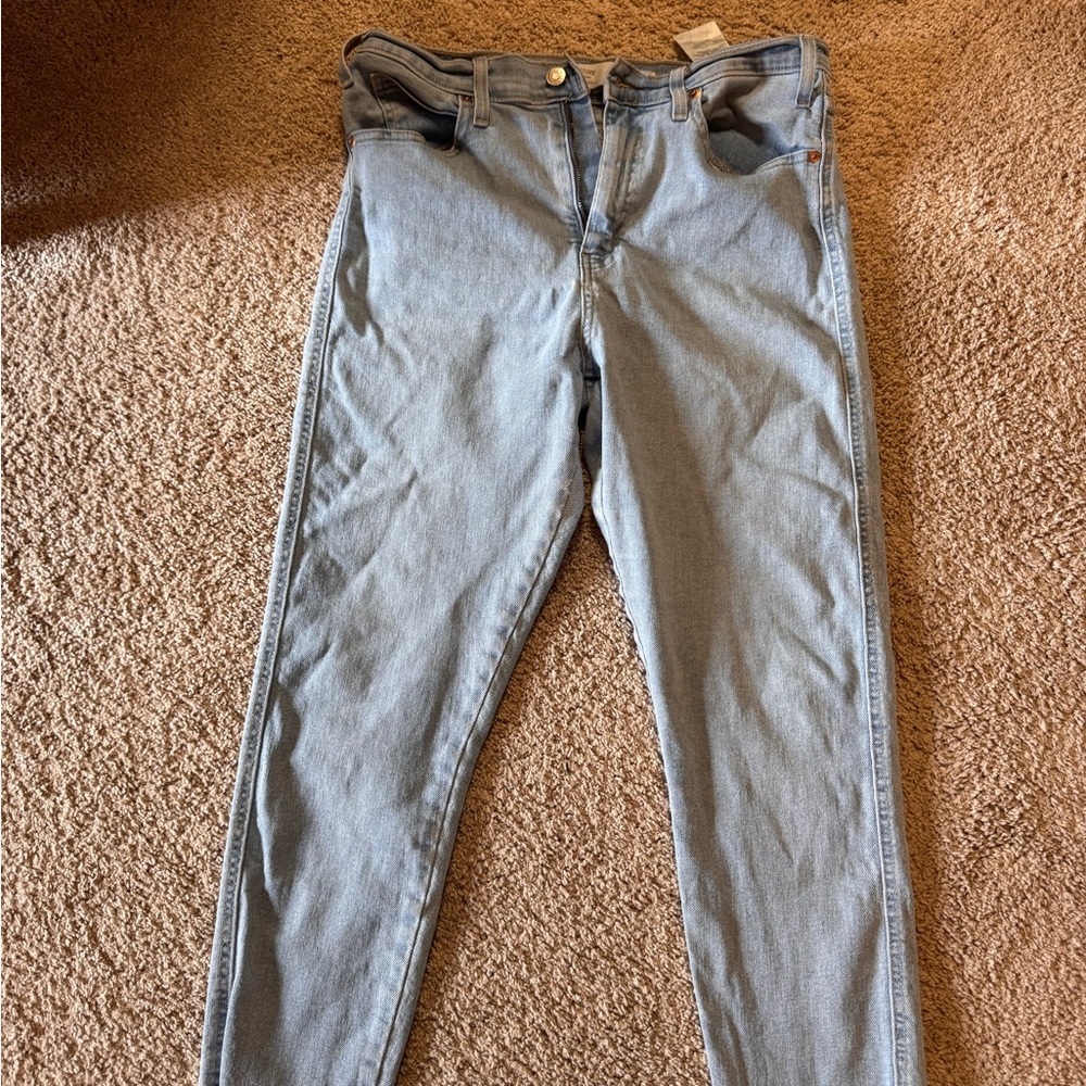 Signature by Levi Strauss Women's Light Blue Skinny Jeans